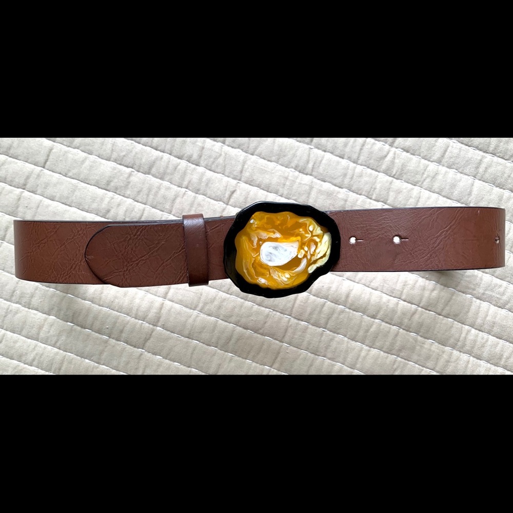 ANOTHER LINE Wide Belt Yellow Geode Buckle - Picture 5 of 5